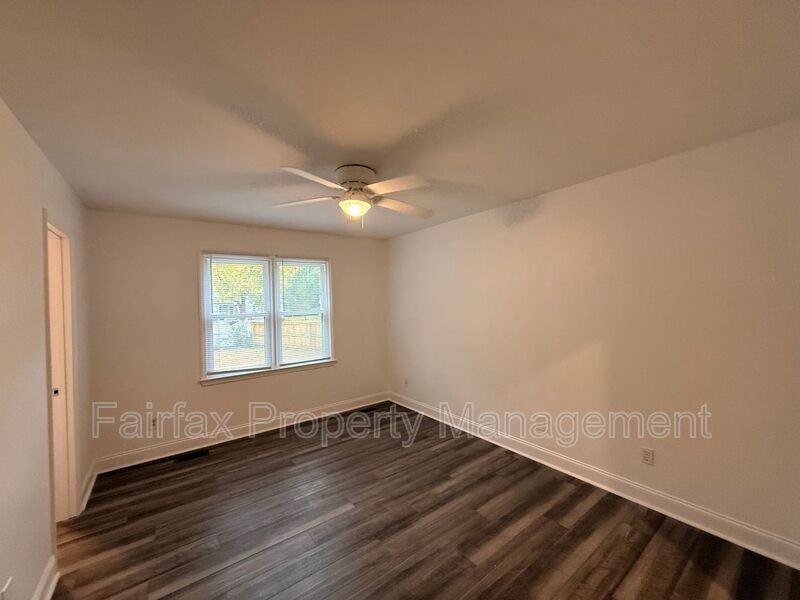 400 Kelley Meadows Dr - Photo 7 of 18