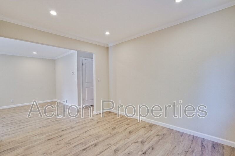 135 Brenton Court #A - Photo 5 of 28