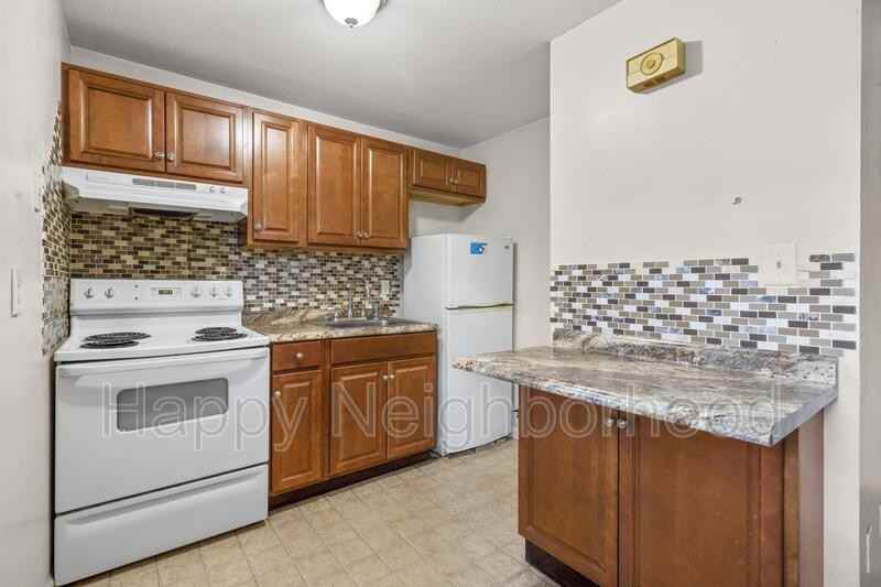 451 Divinity Street #A - Photo 5 of 29