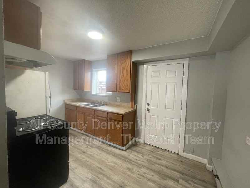 1627 Alton St - Photo 2 of 11