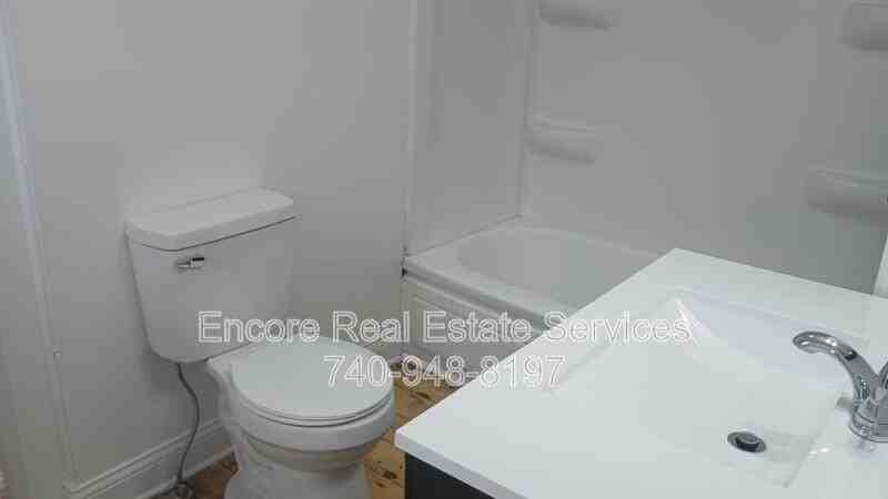 128 S 21st St - Photo 4 of 24