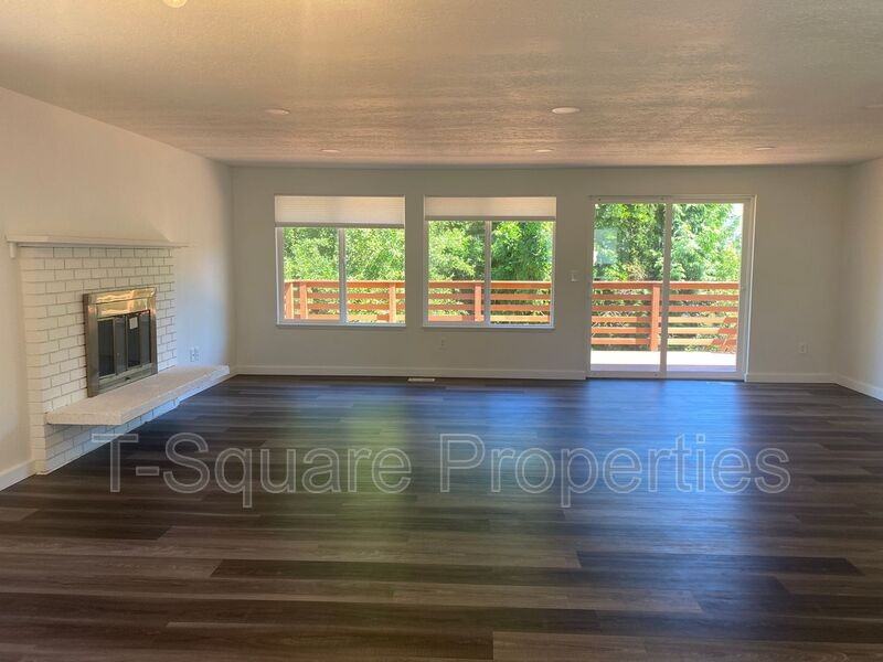 23901 46th Avenue West - Photo 3 of 21