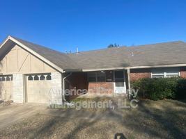 featured image of 2111 South Birmingham Court