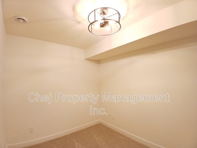 5098 River Road - Photo 4 of 13