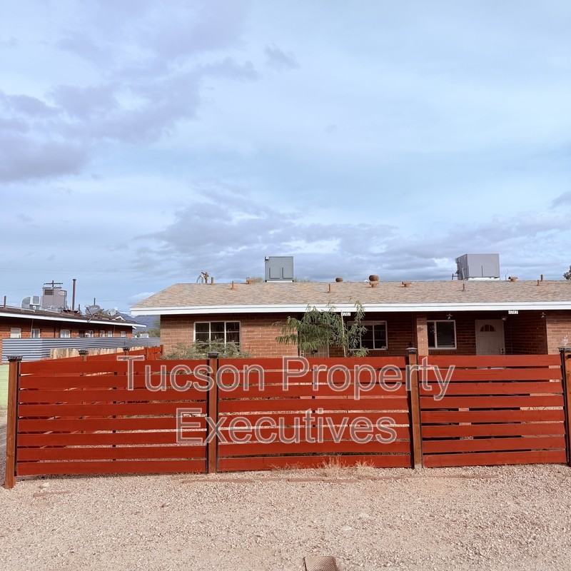 4741 East 2nd Street