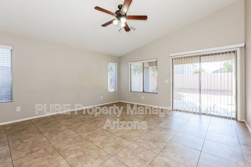 1443 East Nancy Avenue - Photo 4 of 28