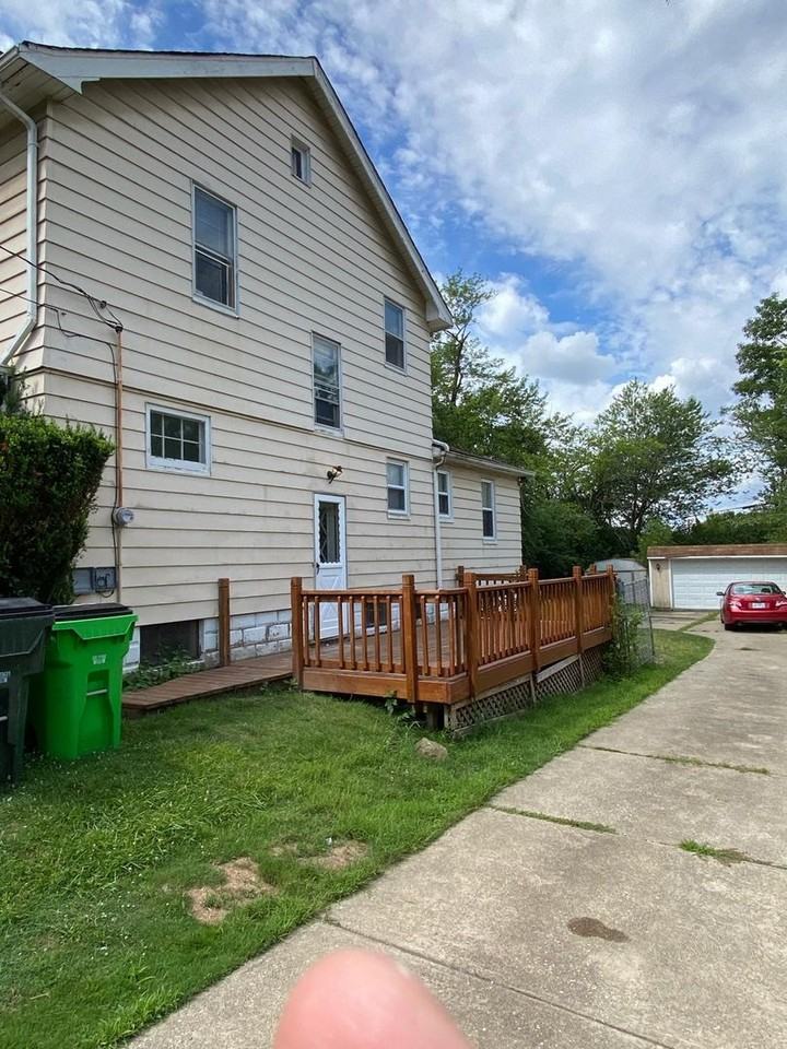 670 Mckinley Ave - Photo 2 of 22