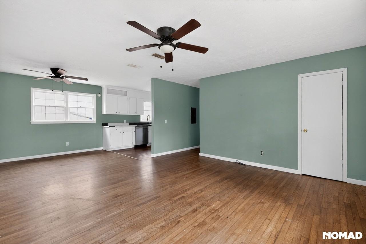 1471 Stringer Road - Photo 5 of 22