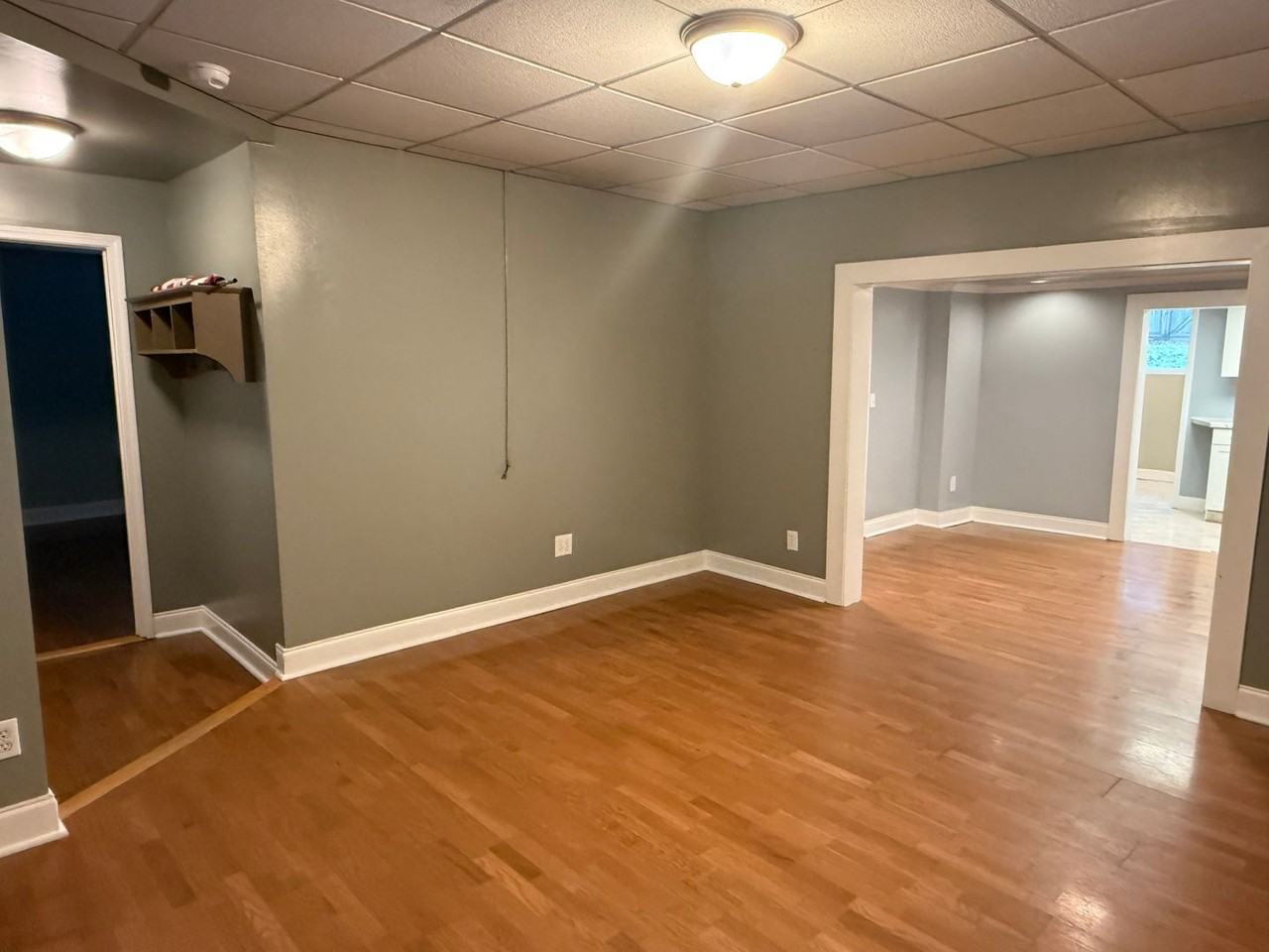 403 403 W. Poplar - Photo 7 of 21