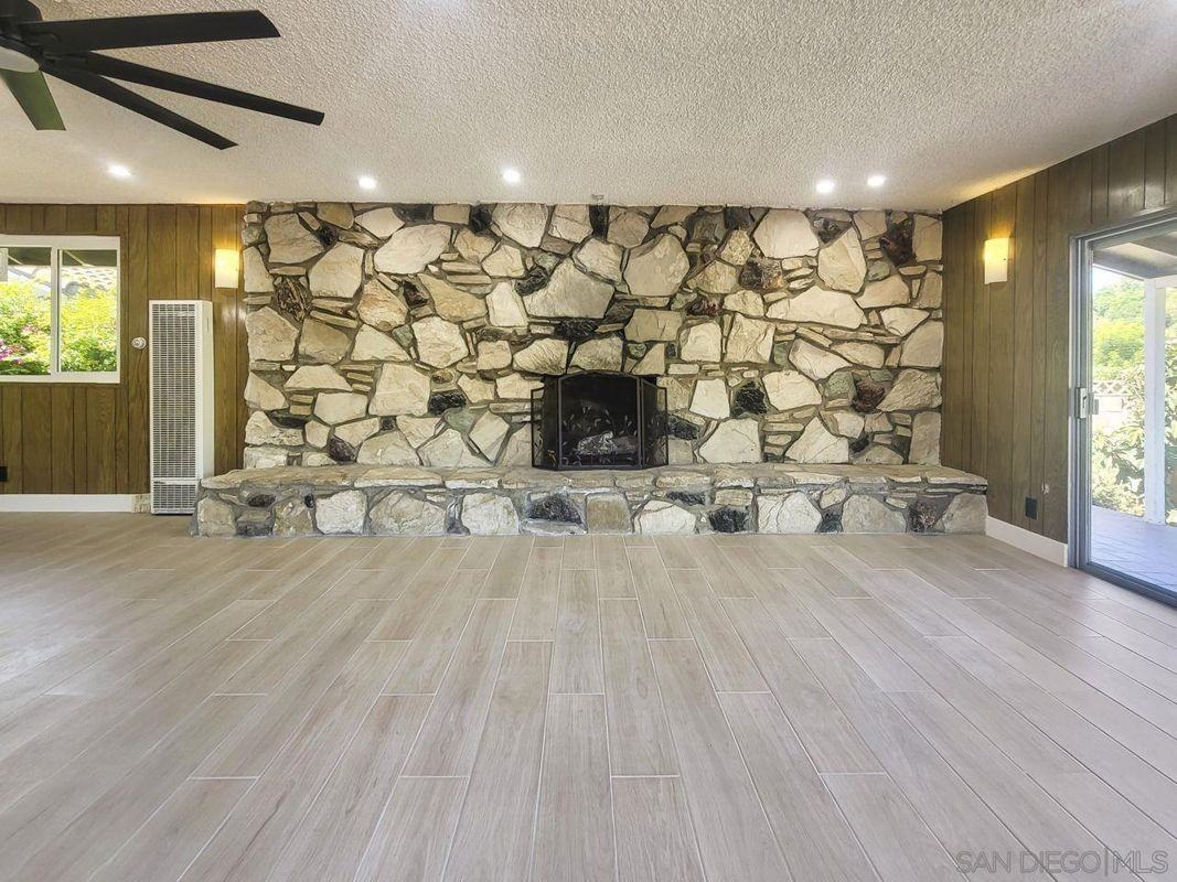 151 W Hillside Dr - Photo 7 of 46