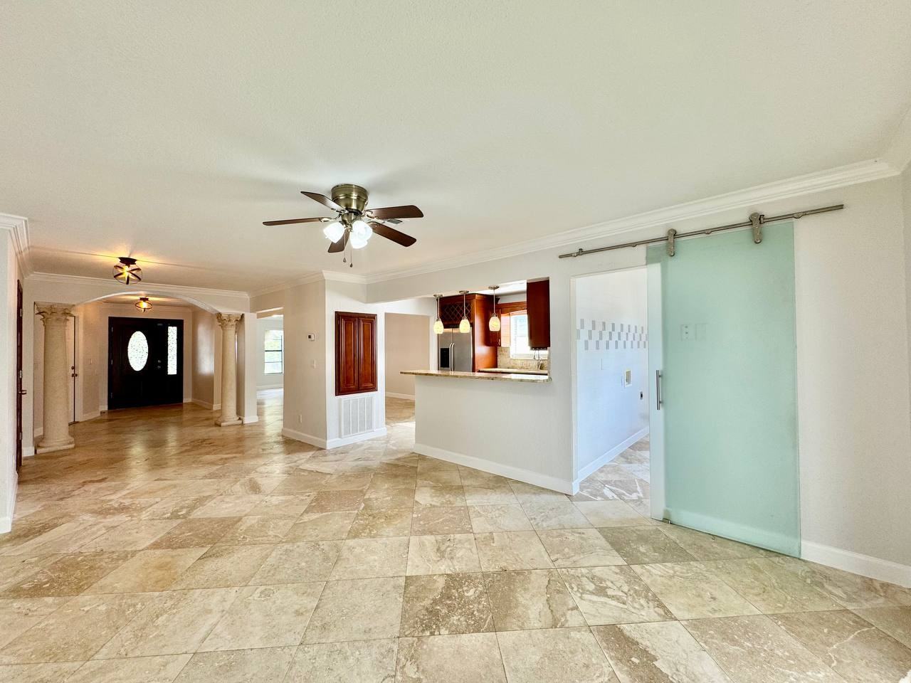 6212 N Grady Ave - Photo 5 of 44