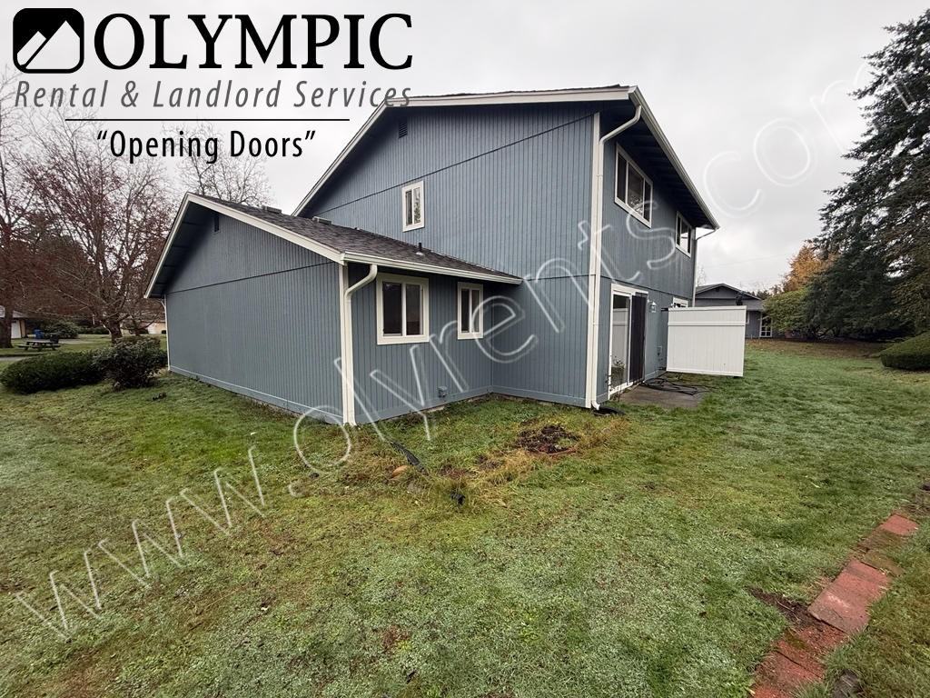 816 Soroya Dr Sw - Photo 3 of 19