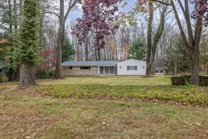 featured image of 33 Woodside Road