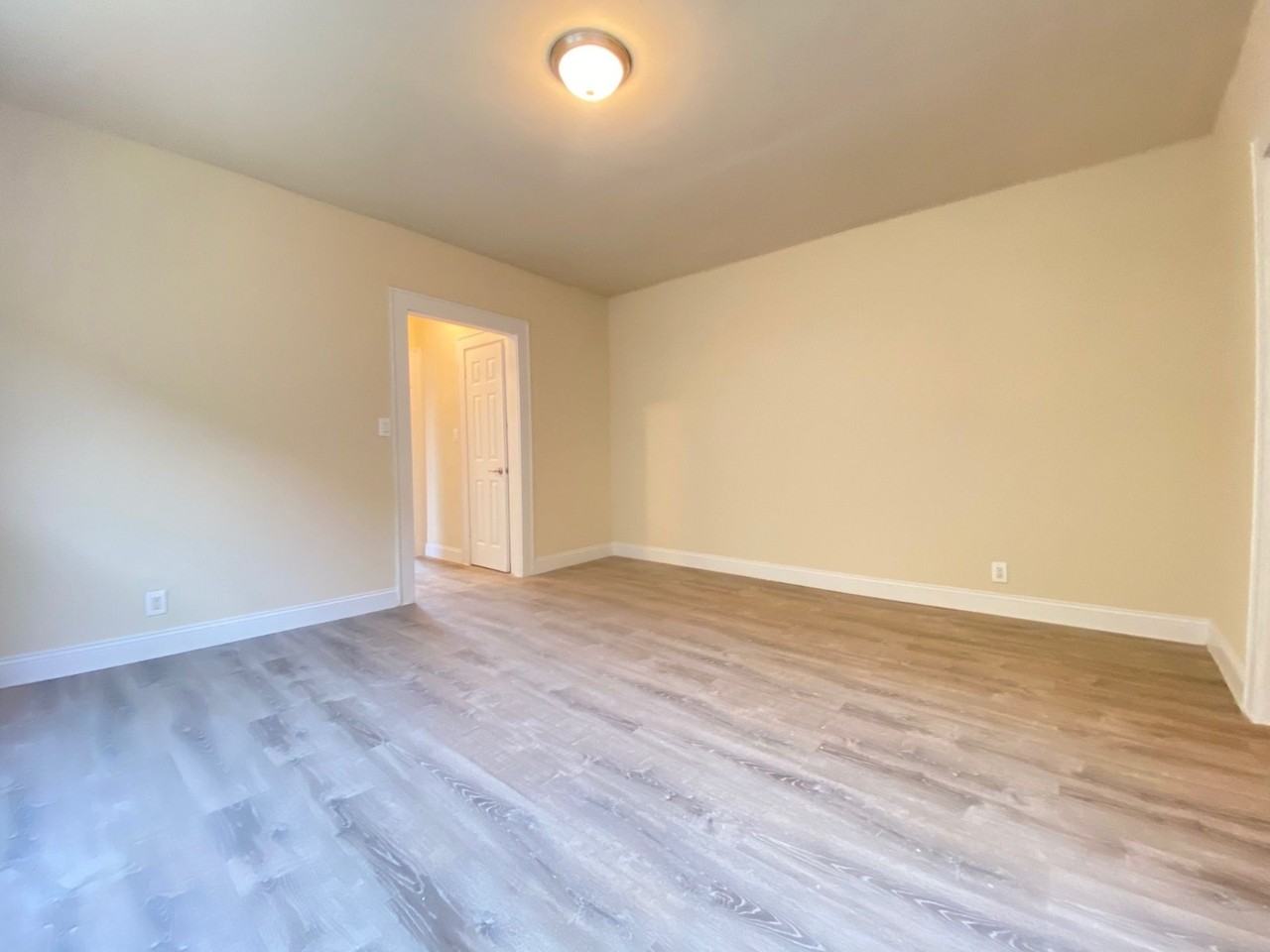 170-40 Highland Avenue - Photo 2 of 6