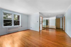 featured image of 394 Avenue S