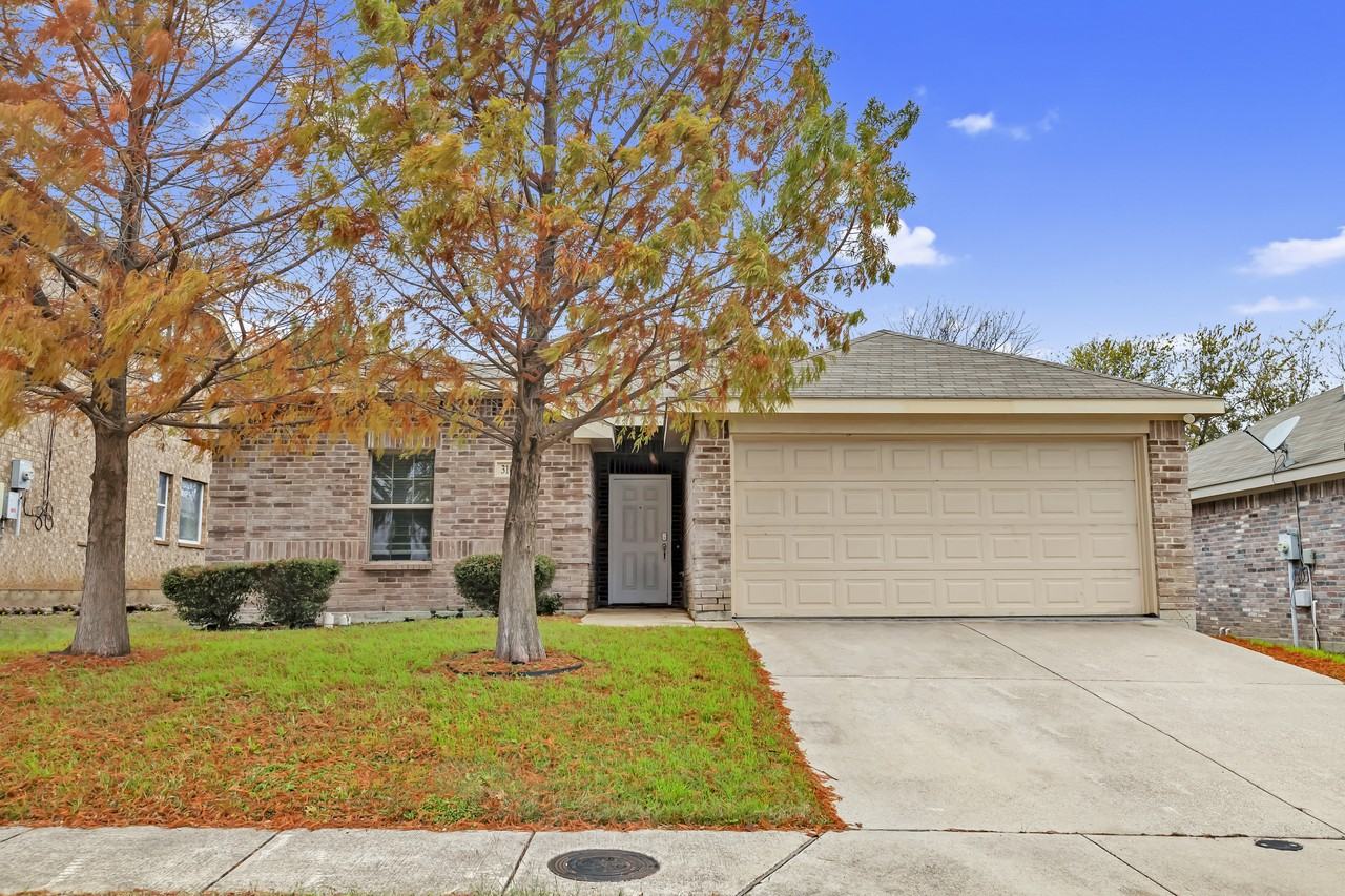 3105 Appaloosa Dr - Photo 2 of 23