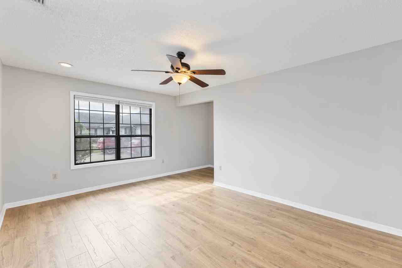 10451 Pink Azalea Drive - Photo 2 of 15