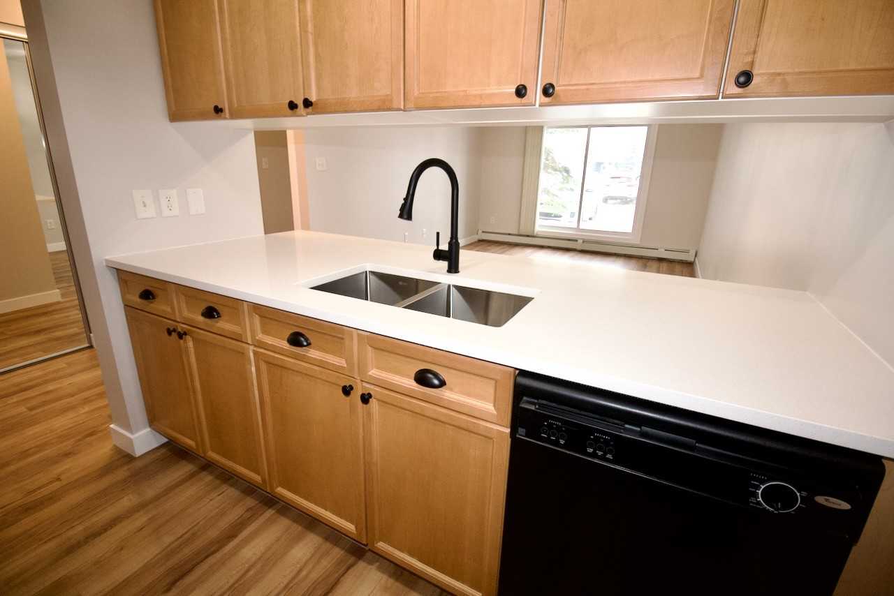 99 Woodsmere Close - Photo 6 of 26