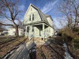 featured image of 201 West Culton Street