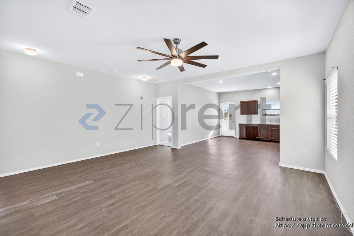 5706 Cicada Cir - Photo 2 of 32