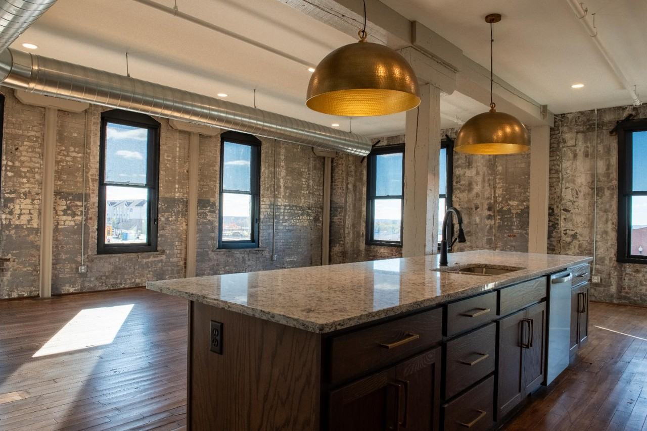 View 21 - Photo 6 of 50