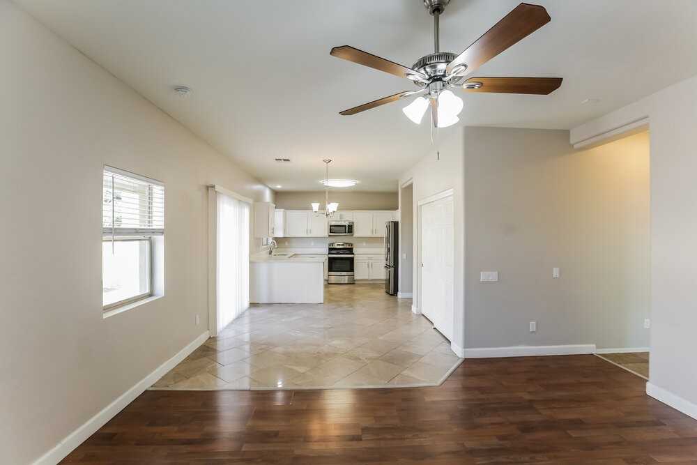 5415 W Pollack St - Photo 5 of 17