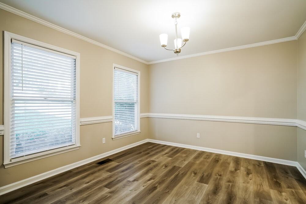 8821 Juaquin Ln - Photo 6 of 17