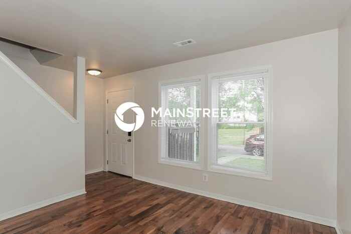 1842 Baird St - Photo 5 of 17