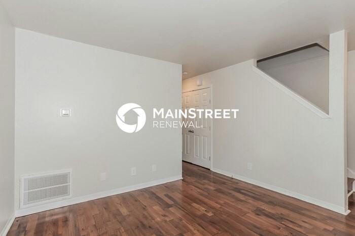 1842 Baird St - Photo 6 of 17