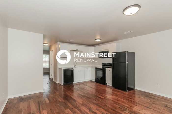 1842 Baird St - Photo 7 of 17