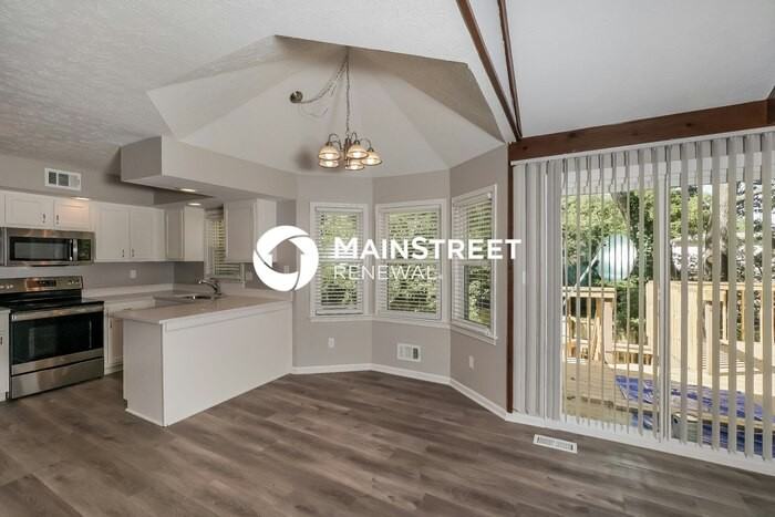 9000 Willowwood Way - Photo 5 of 17