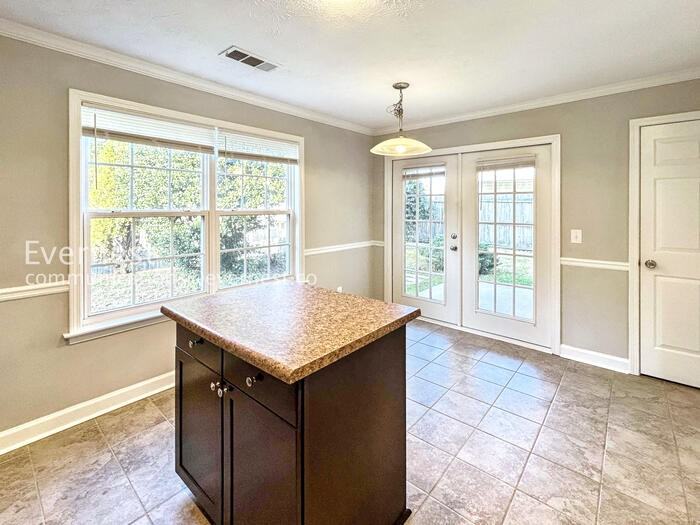 113 Oak Grove Pl - Photo 6 of 36