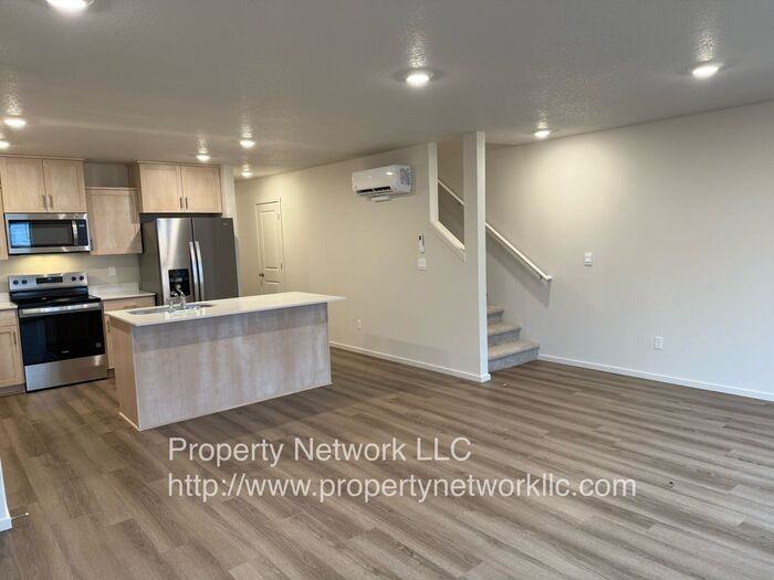 6108 Se 15th St - Photo 5 of 22