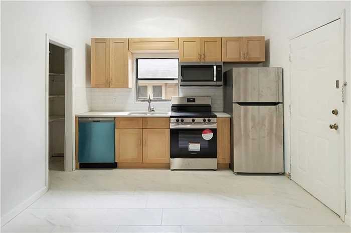 37 Johnson Road - Photo 3 of 9