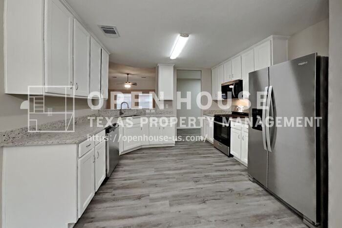 3701 Oak Crossing Drive - Photo 6 of 21