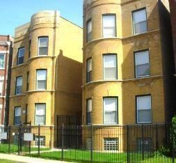 5733 South Calumet Avenue #1E