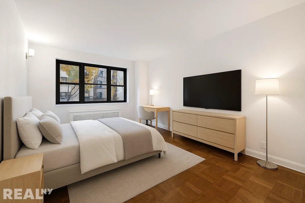 East 35th Street #1A - Photo 2 of 8