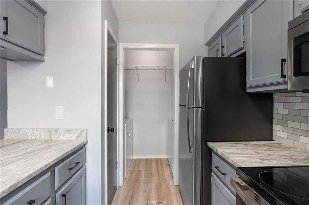 1904 Dartmouth St #G4 - Photo 6 of 27