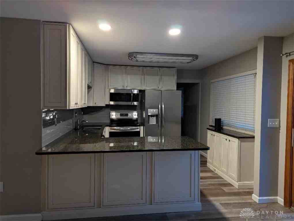 4158 Whitegate Drive - Photo 7 of 18