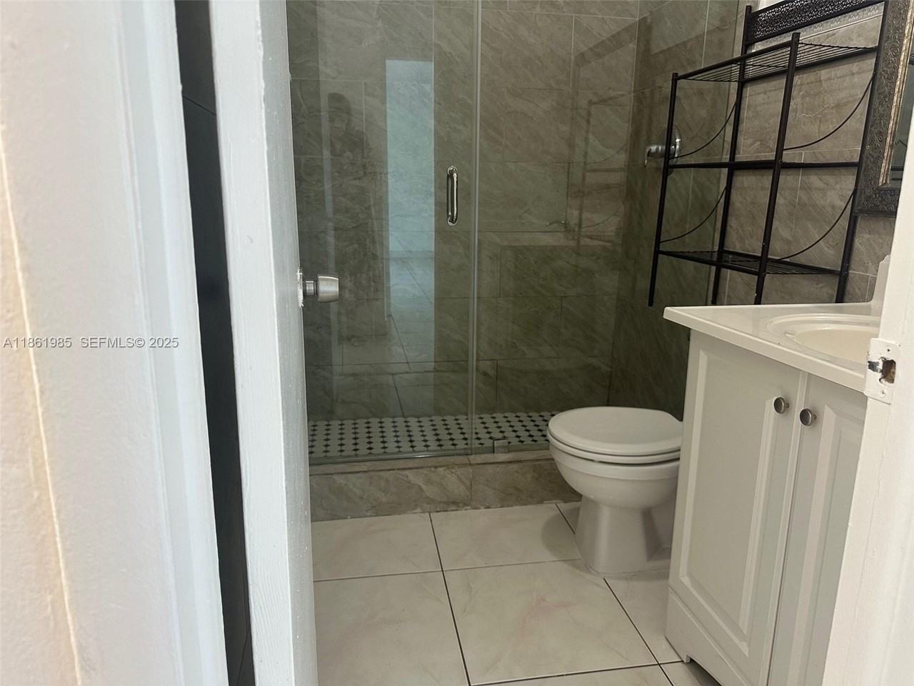 1801 Ne 140th St #111 - Photo 5 of 20