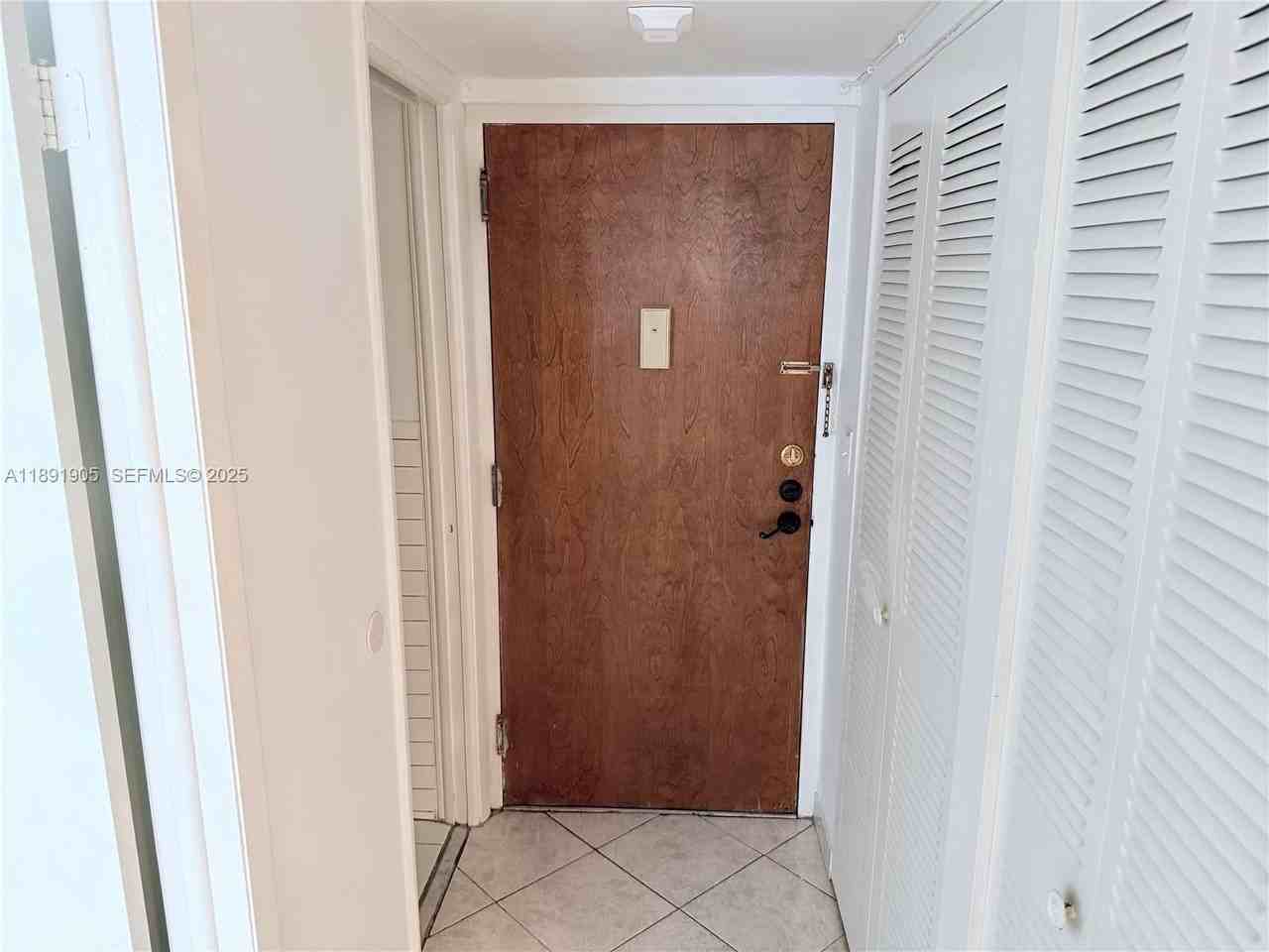 4101 Indian Creek Dr #301 - Photo 5 of 18