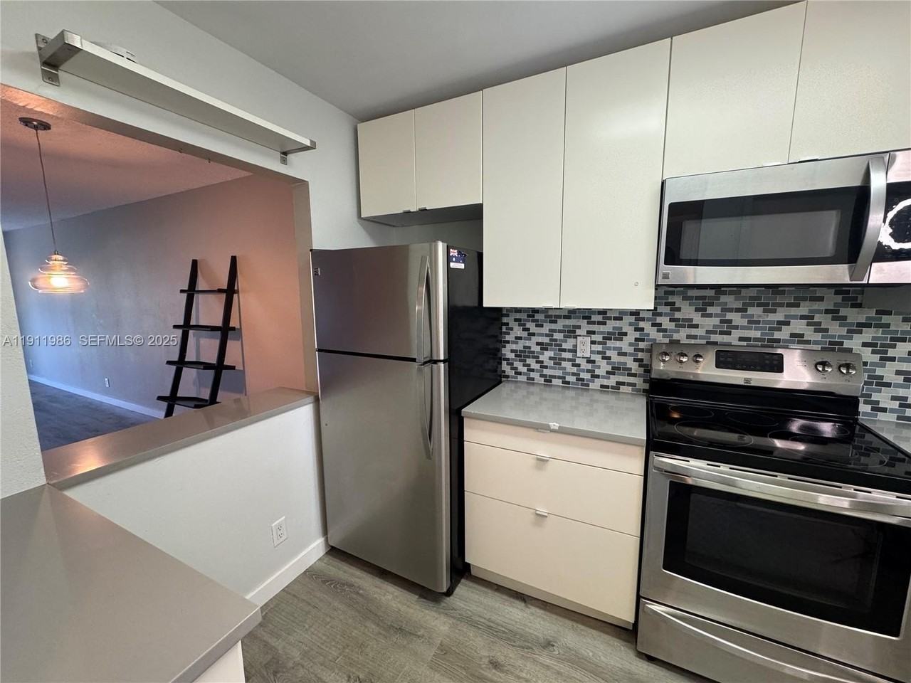 1752 Nw 3rd Ter #317C - Photo 5 of 32