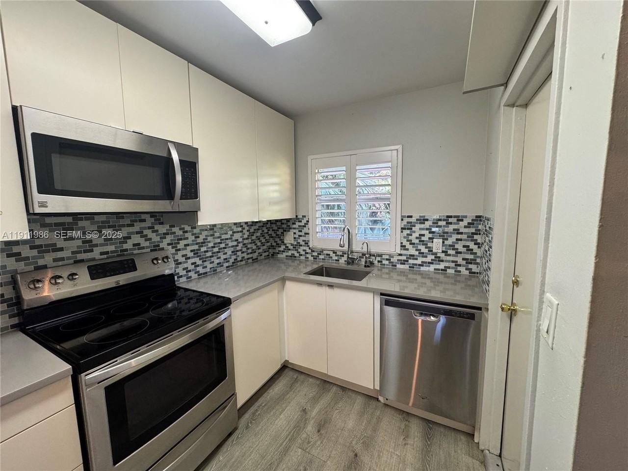 1752 Nw 3rd Ter #317C - Photo 7 of 32