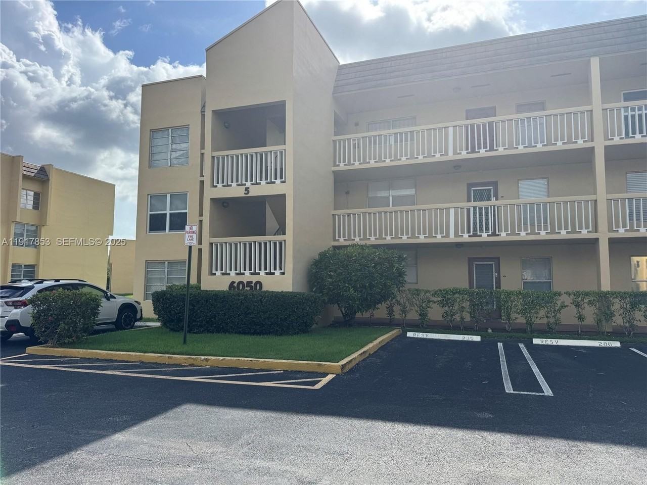 6050 Northwest 64th Avenue #306