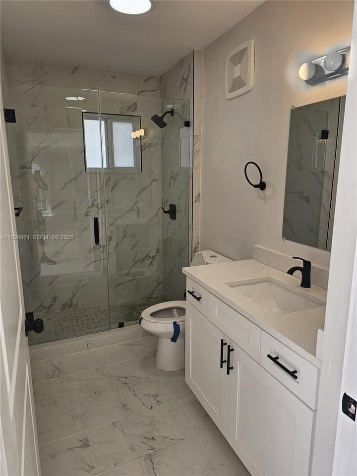 1361 Northwest 29th Terrace - Photo 4 of 7