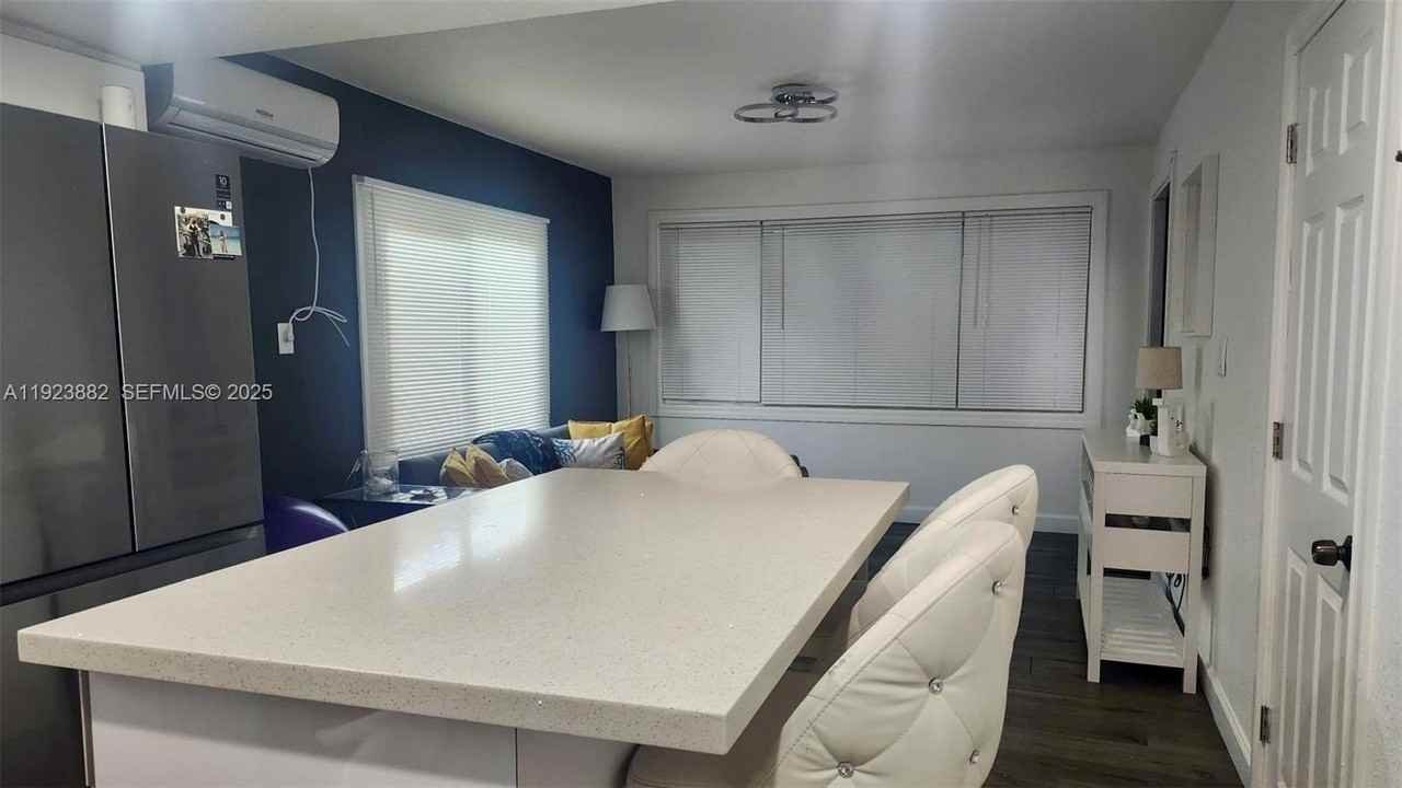 14 Cedar St #14 - Photo 2 of 15