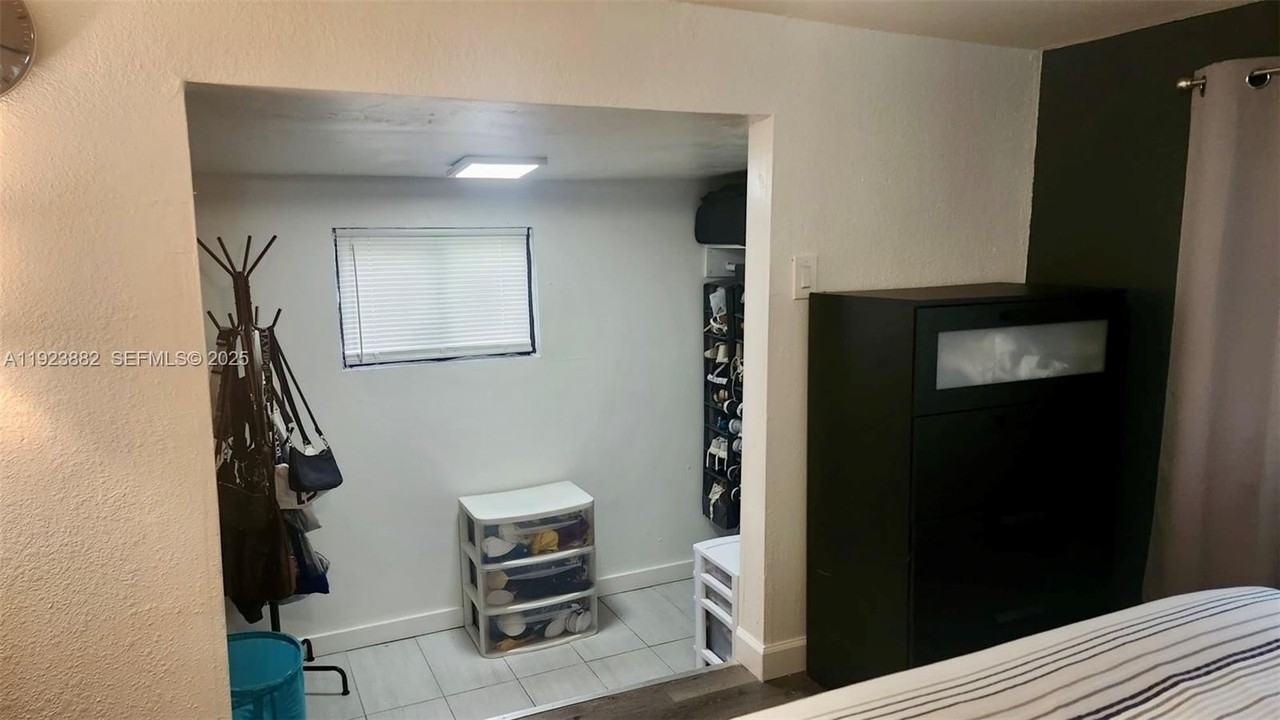 14 Cedar St #14 - Photo 7 of 15