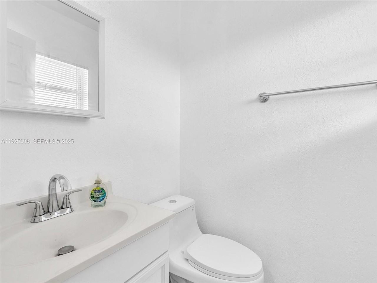 5130 Sw 40th Ave #23B - Photo 4 of 38