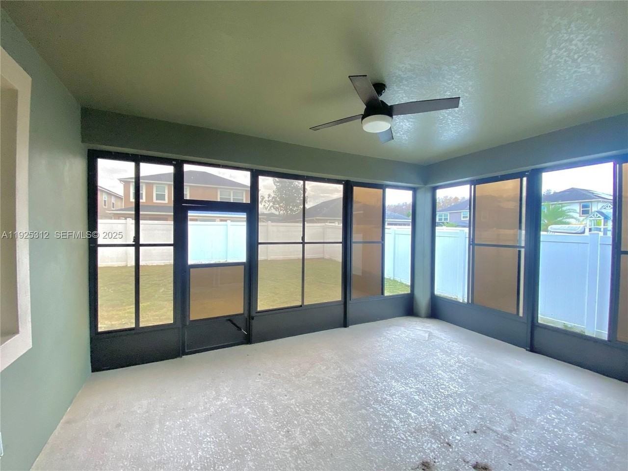 8251 Randall Park Boulevard - Photo 5 of 21