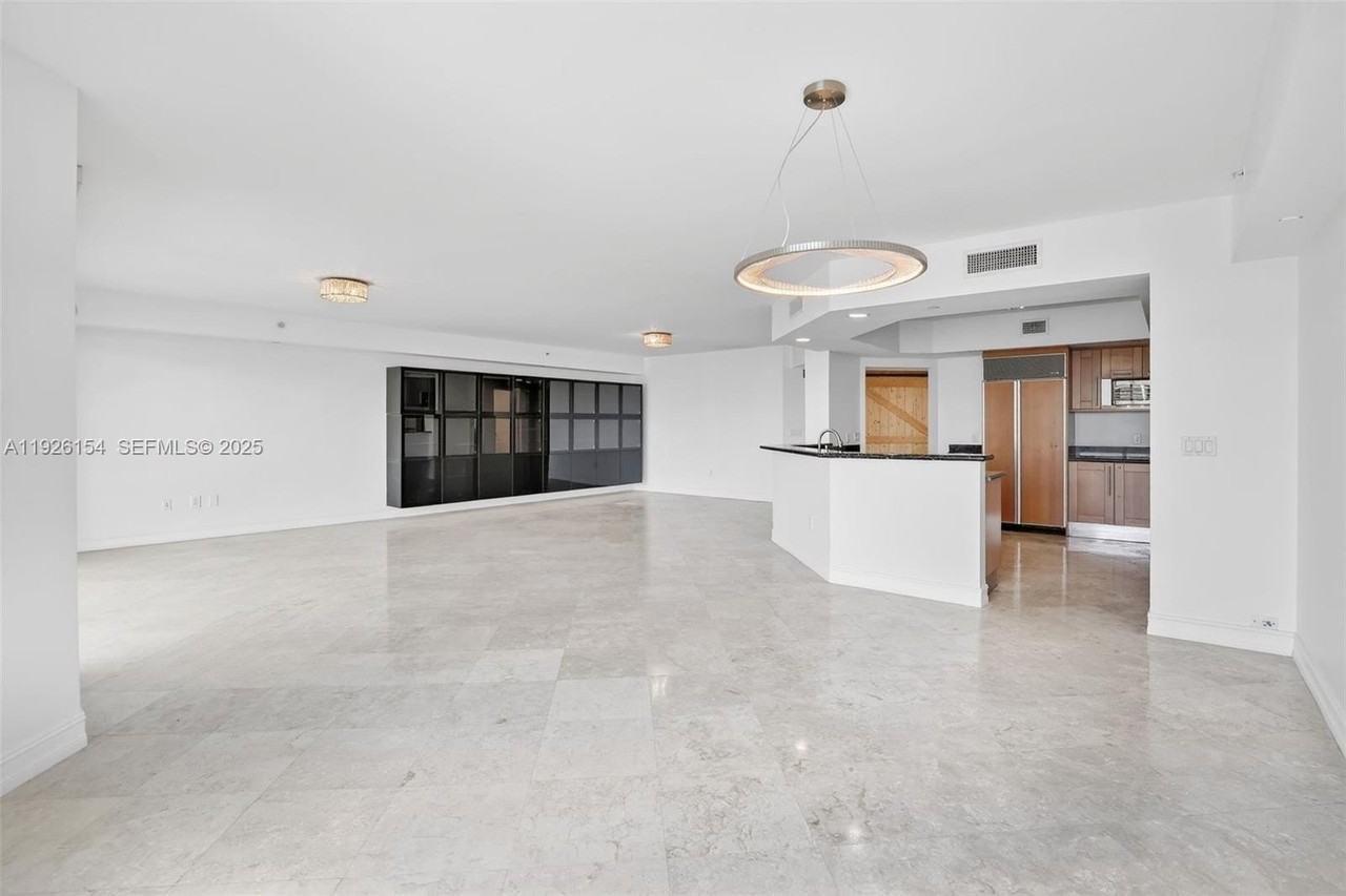 3301 Northeast 183rd Street #906 - Photo 5 of 47